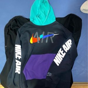 Nike Men’s Large Multi Color Pull Over Hoodie